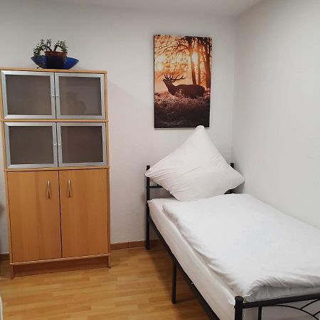 Ferienwohnung/Montagewohnung Paderborn Bagian luar foto