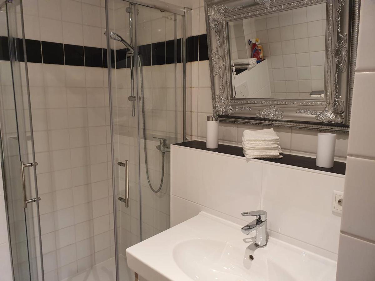 Ferienwohnung/Montagewohnung Paderborn Bagian luar foto